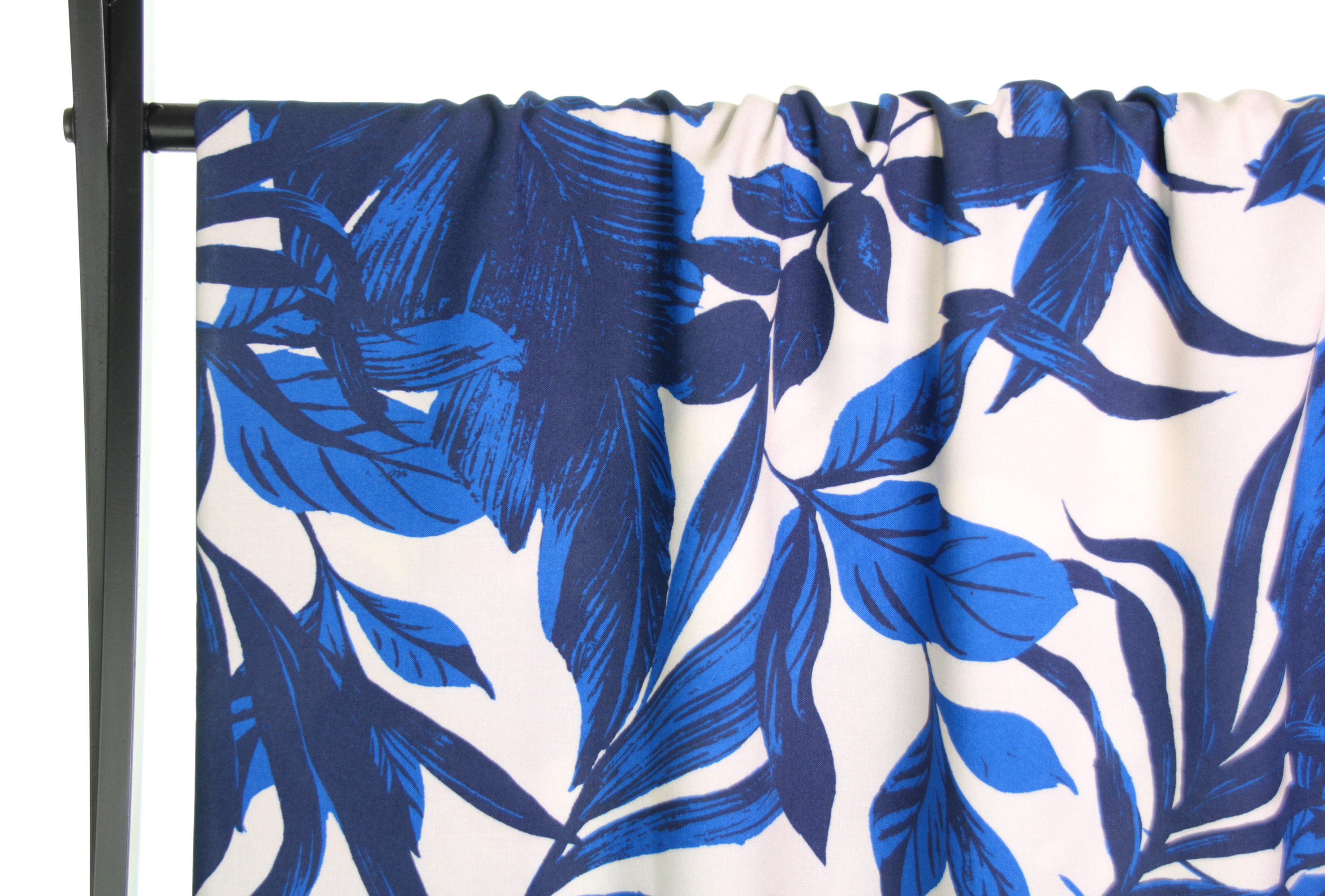 Viscose 'large blue leaves'   - Atelier Jupe -